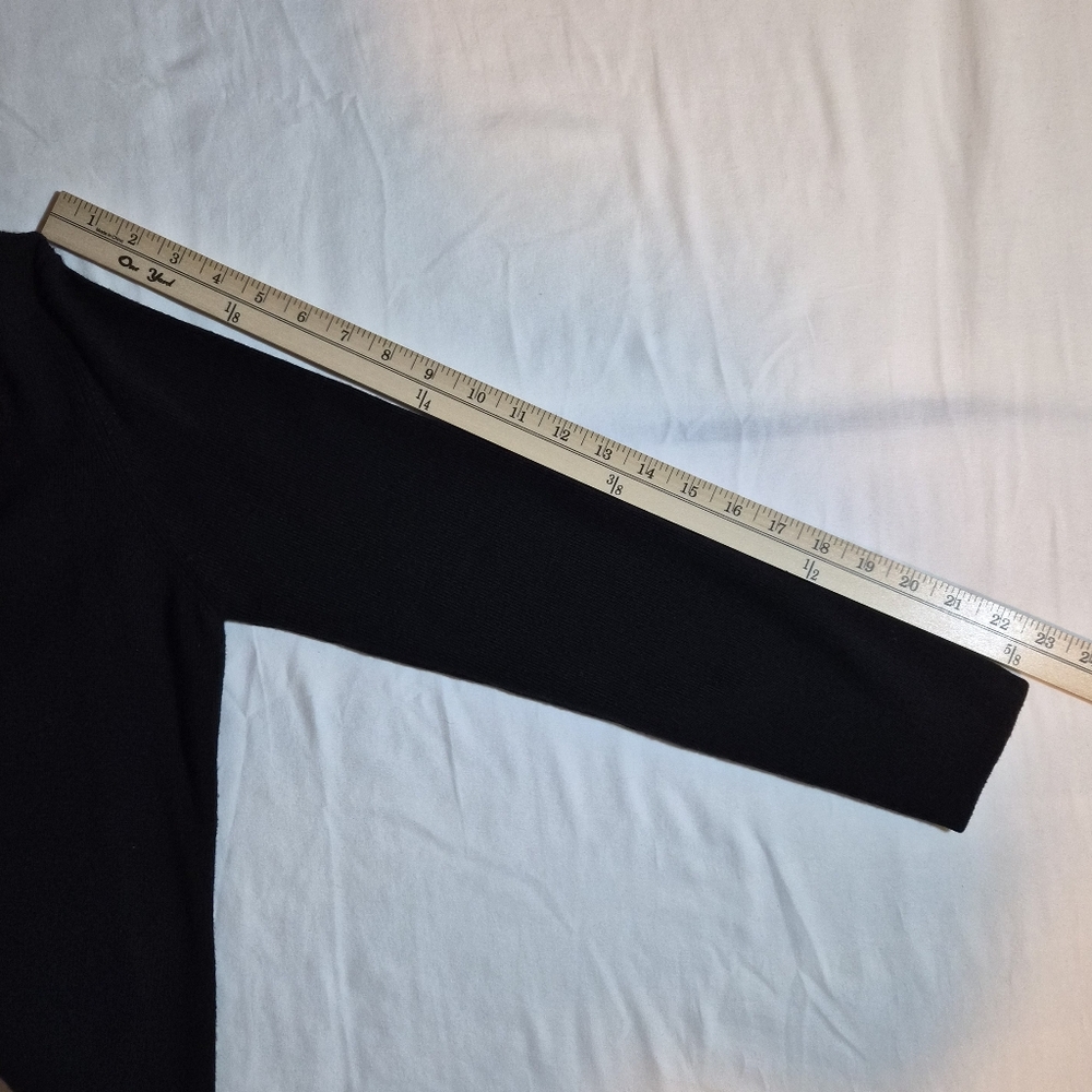 Valerie Stevens Petites | 100% Merino Extra-Fine Wool Cardigan PL - Picture 8 of 9